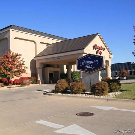 Hampton Inn Manhattan Bagian luar foto
