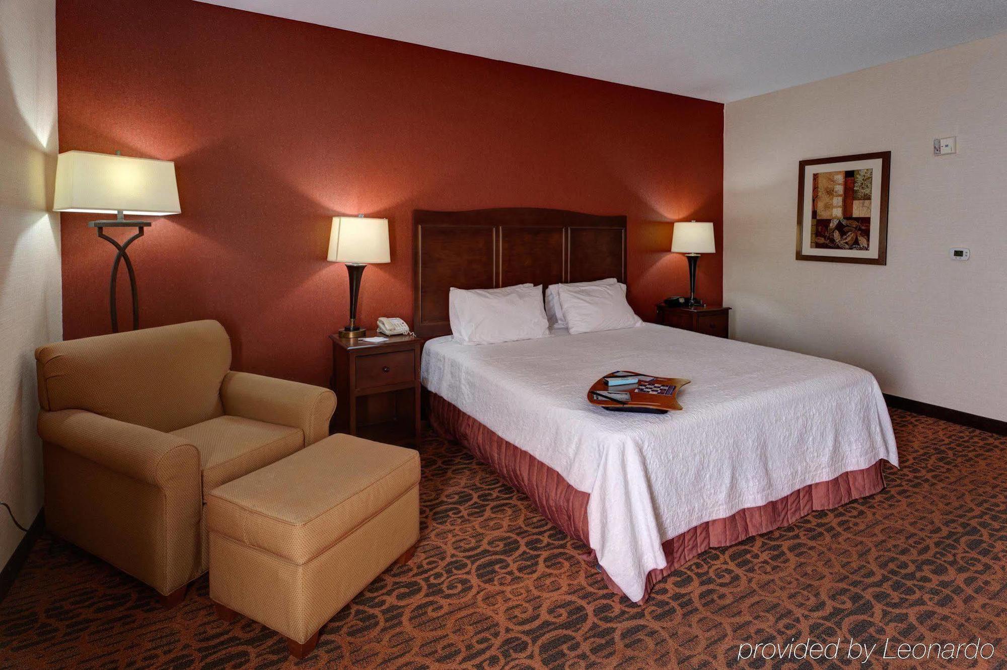 Hampton Inn Manhattan Bagian luar foto
