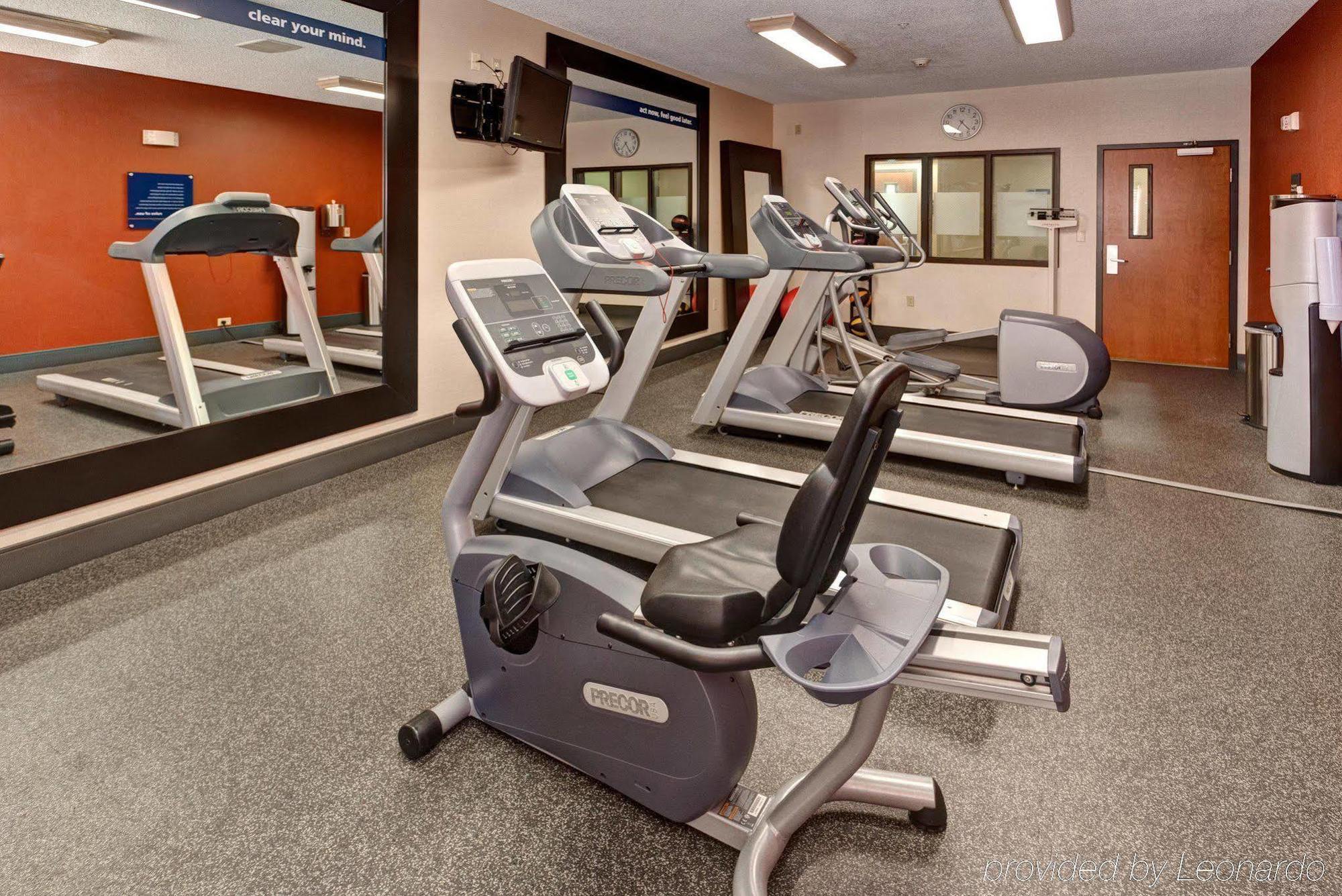 Hampton Inn Manhattan Bagian luar foto